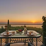 Apartment Pelagaki Sunrise *